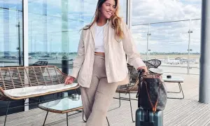 Stylowe i komfortowe outfity na lotnisko, które pokonają zmęczenie